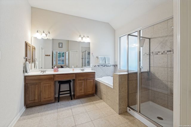 25010 Kiowa Crk, San Antonio, TX 78255