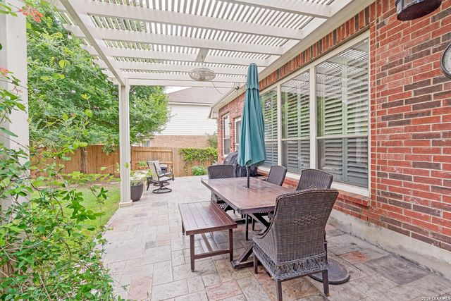 25010 Kiowa Crk, San Antonio, TX 78255