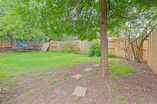25010 Kiowa Crk, San Antonio, TX 78255