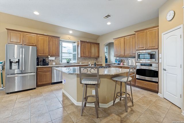 25010 Kiowa Crk, San Antonio, TX 78255