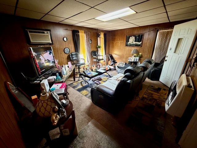 1404 Monroe Street, Saginaw, MI 48602