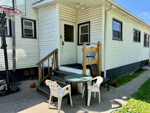 1404 Monroe Street, Saginaw, MI 48602