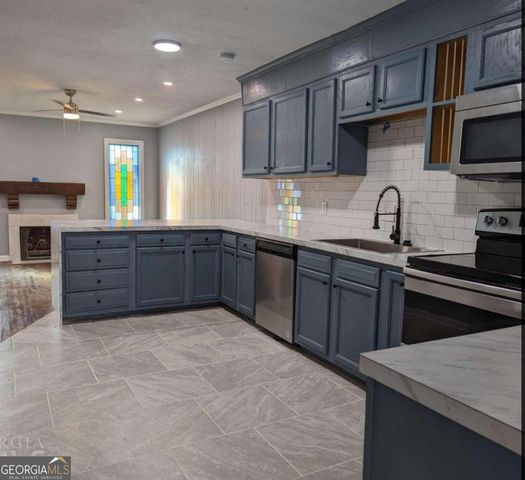 95 Willowick Drive, Lithonia, GA 30038