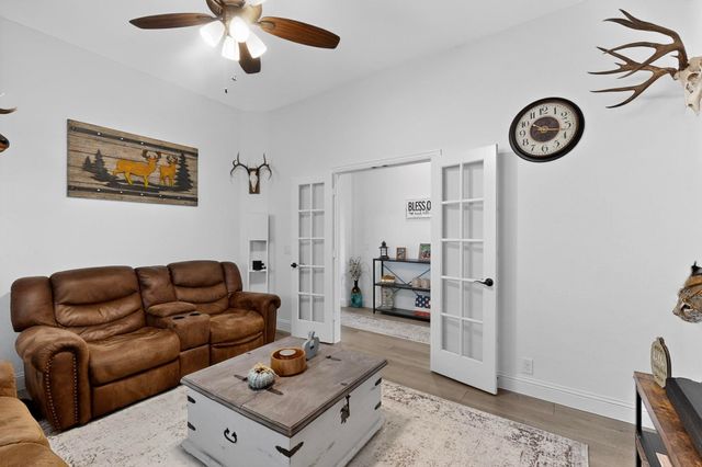 205 Lakewood Lane, Ponder, TX 76259