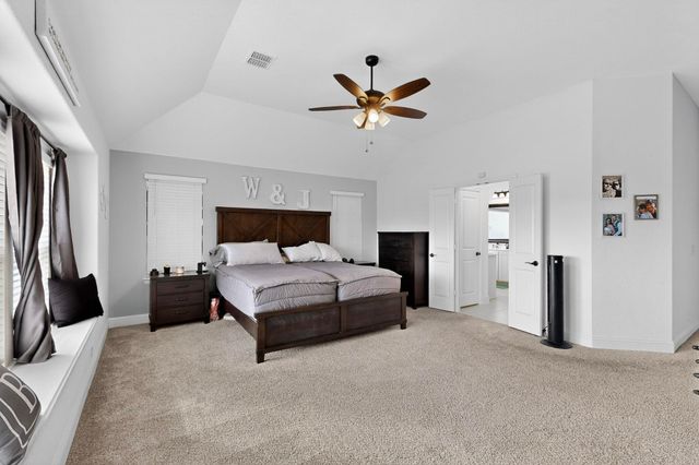 205 Lakewood Lane, Ponder, TX 76259