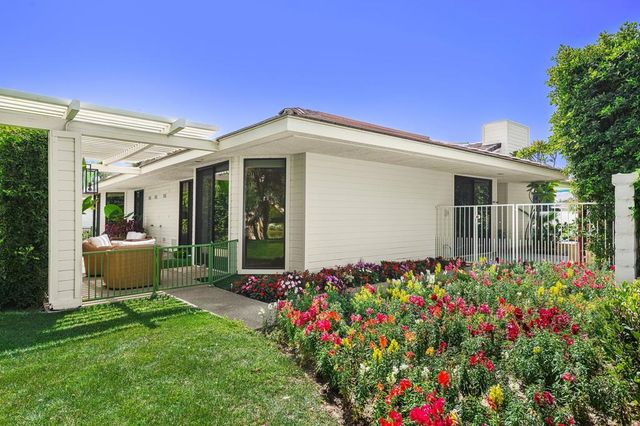 2 Sussex Court, Rancho Mirage, CA 92270