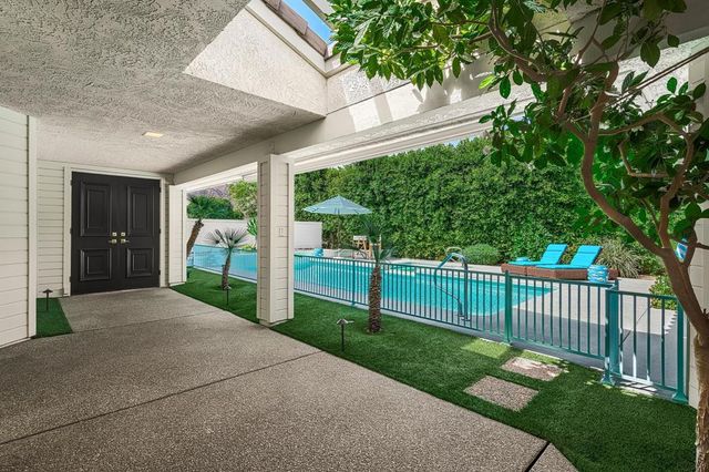 2 Sussex Court, Rancho Mirage, CA 92270