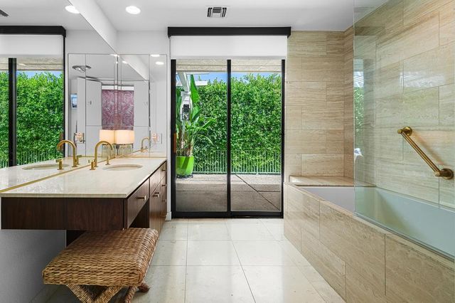 2 Sussex Court, Rancho Mirage, CA 92270