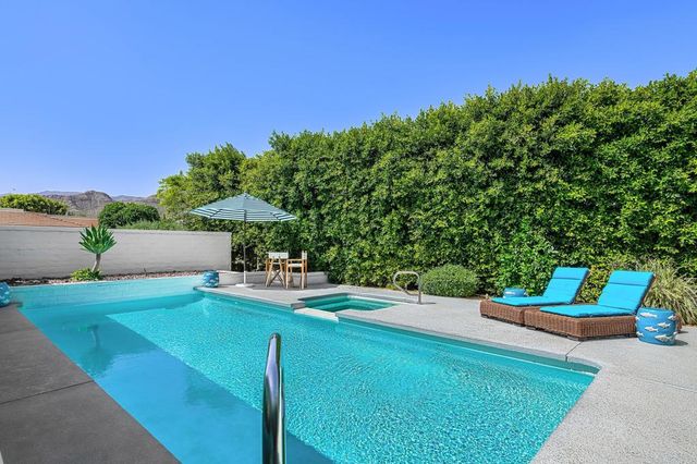 2 Sussex Court, Rancho Mirage, CA 92270