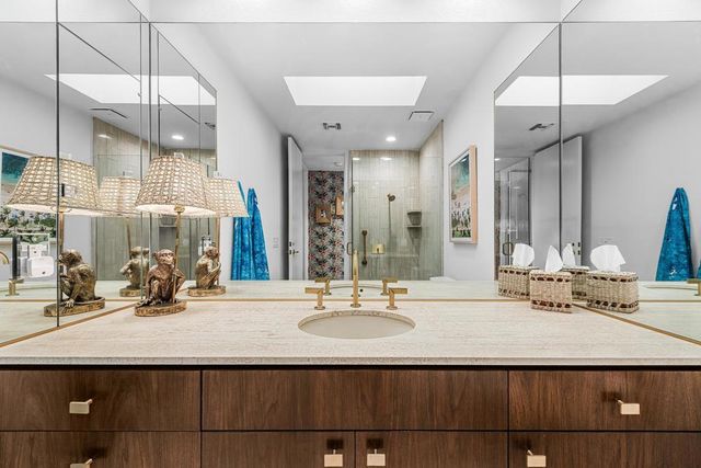 2 Sussex Court, Rancho Mirage, CA 92270