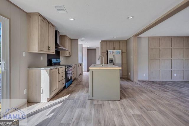 123 Daniel Street, Waynesville, GA 31566