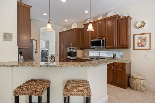 12410 THORNHILL COURT, Lakewood Ranch, FL 34202