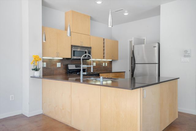 3936 SILVER Avenue SE, Albuquerque, NM 87108