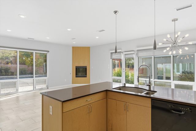 3936 SILVER Avenue SE, Albuquerque, NM 87108