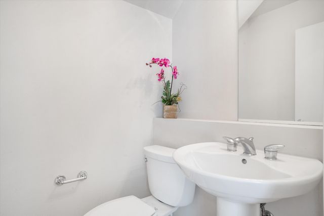 3936 SILVER Avenue SE, Albuquerque, NM 87108