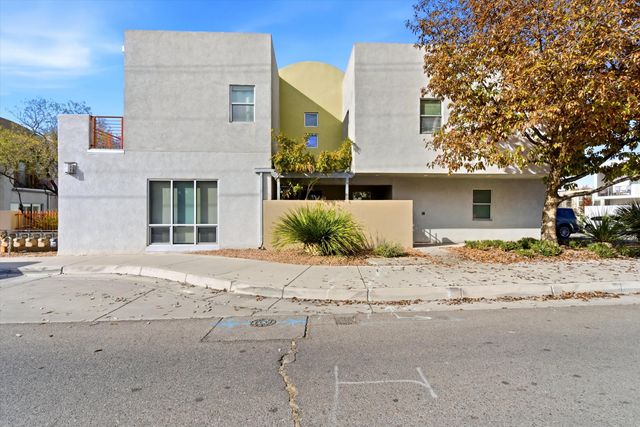 3936 SILVER Avenue SE, Albuquerque, NM 87108