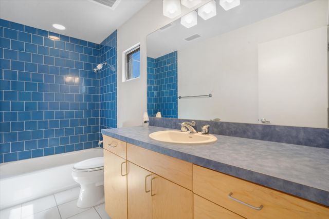 3936 SILVER Avenue SE, Albuquerque, NM 87108