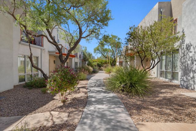 3936 SILVER Avenue SE, Albuquerque, NM 87108