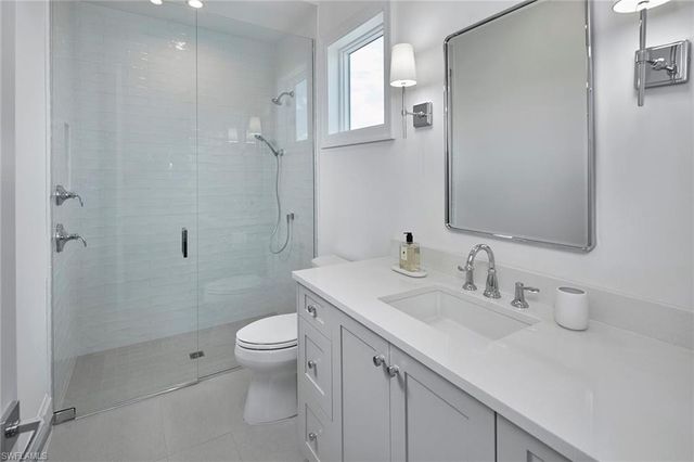16764 Enclave CIR, Naples, FL 34110