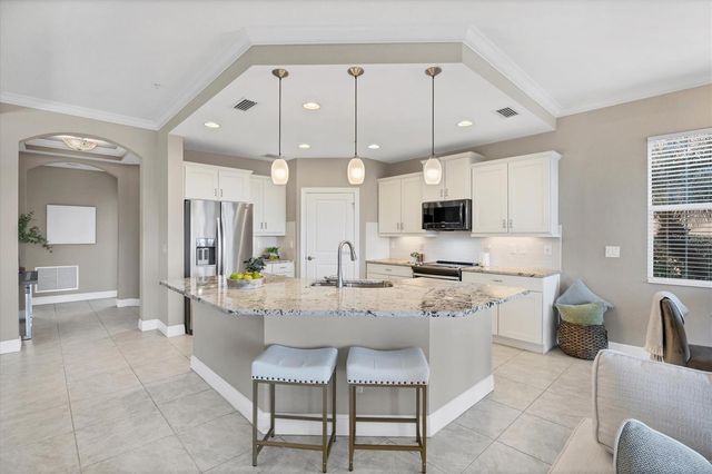 1266 RIVERSCAPE STREET A, Bradenton, FL 34208