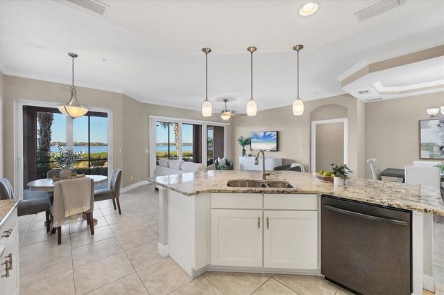 1266 RIVERSCAPE STREET A, Bradenton, FL 34208