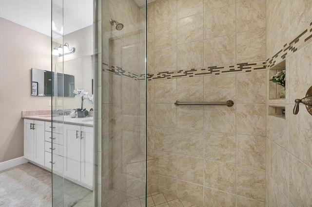 1266 RIVERSCAPE STREET A, Bradenton, FL 34208