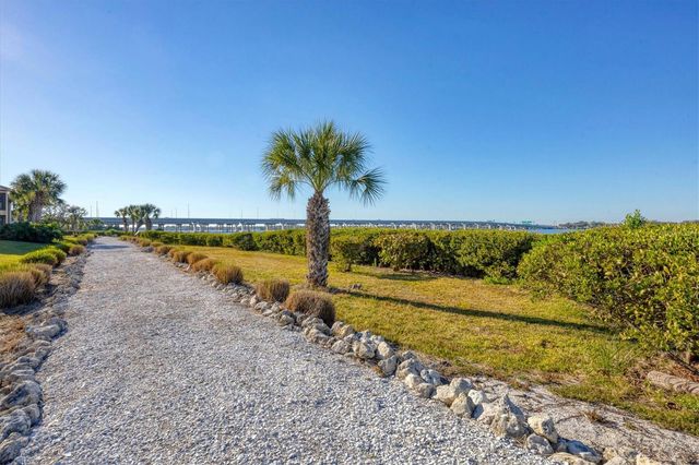 1266 RIVERSCAPE STREET A, Bradenton, FL 34208