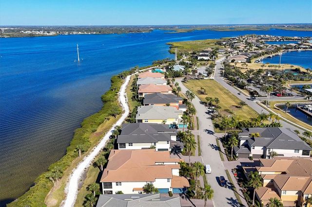 1266 RIVERSCAPE STREET A, Bradenton, FL 34208