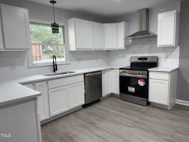 3825 Old Coach Road, Raleigh, NC 27616