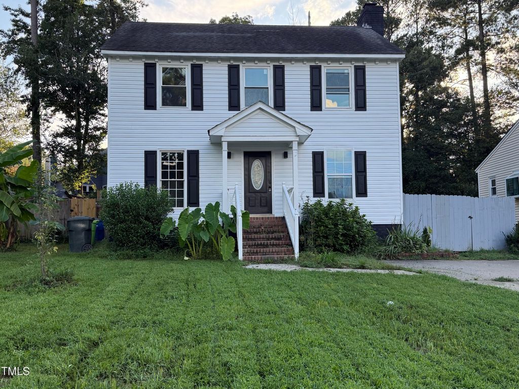 3825 Old Coach Road, Raleigh, NC 27616