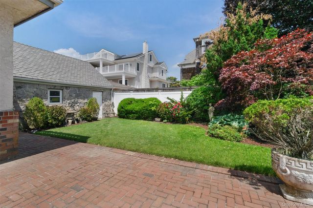176 Beach 143rd Street, Neponsit, NY 11694