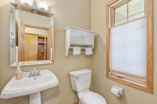 2306 Iverson Court, Lino Lakes, MN 55038