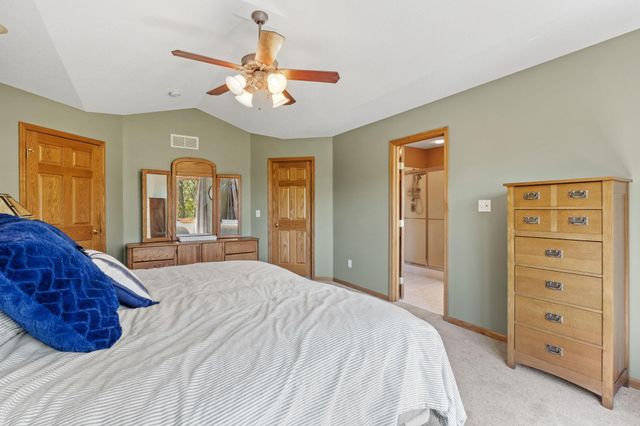2306 Iverson Court, Lino Lakes, MN 55038