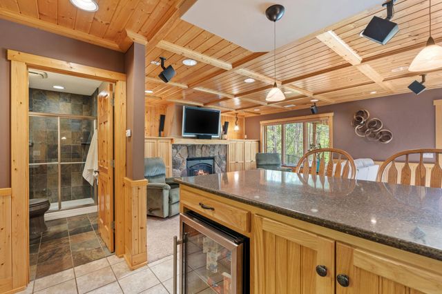 2306 Iverson Court, Lino Lakes, MN 55038