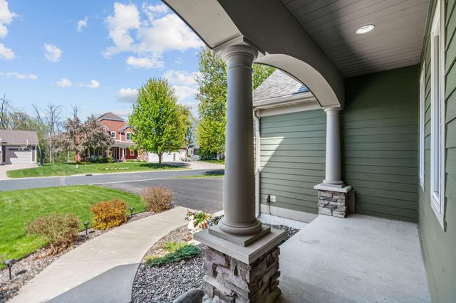 2306 Iverson Court, Lino Lakes, MN 55038