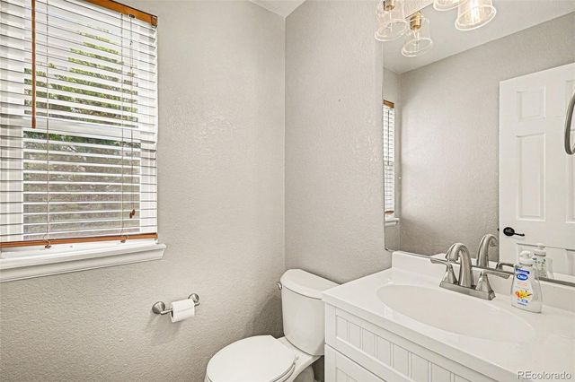 6019 S Ukraine Circle, Aurora, CO 80015