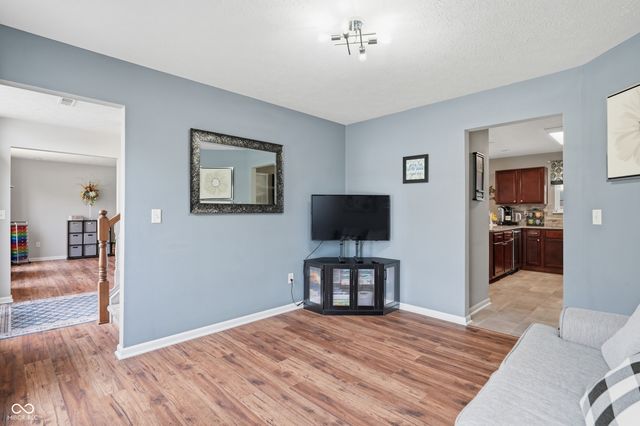 3155 Woodhaven Way, Bargersville, IN 46106