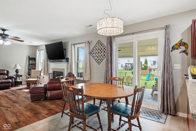 3155 Woodhaven Way, Bargersville, IN 46106