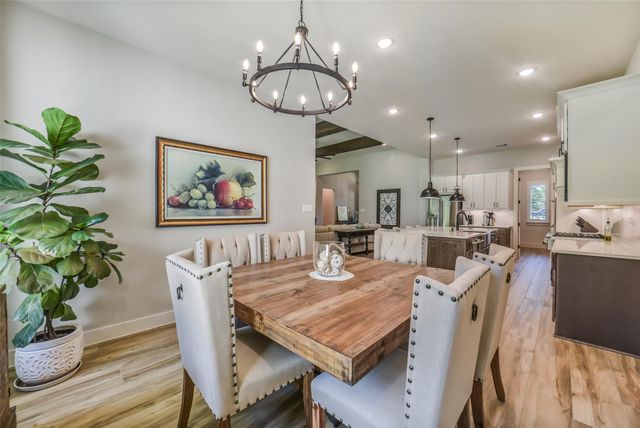 26073 Crown Ranch Boulevard, Montgomery, TX 77316