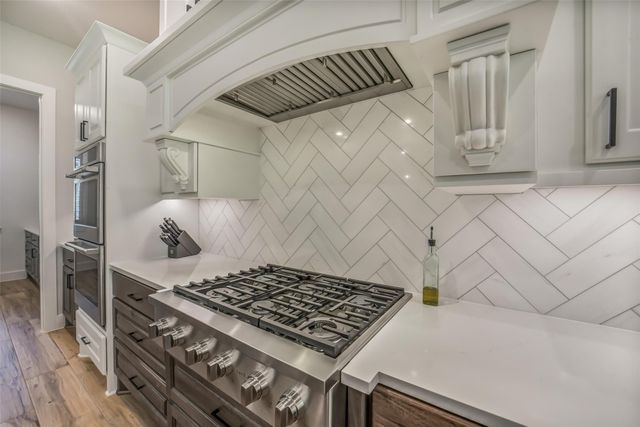 26073 Crown Ranch Boulevard, Montgomery, TX 77316