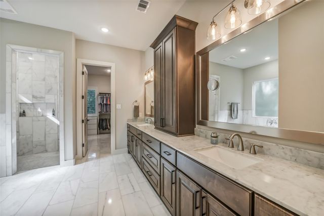26073 Crown Ranch Boulevard, Montgomery, TX 77316