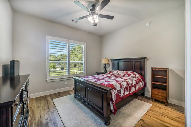 26073 Crown Ranch Boulevard, Montgomery, TX 77316