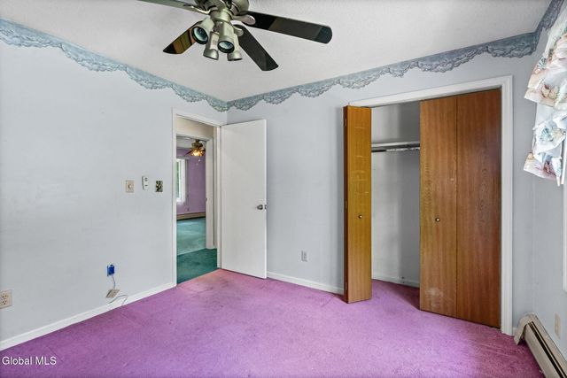 17 Huntington Parkway, Clifton Park, NY 12019
