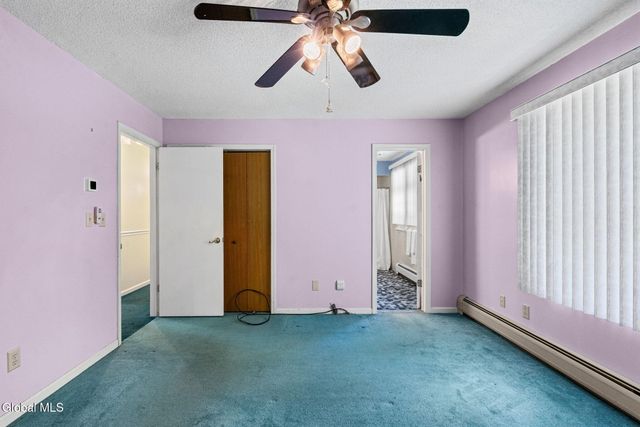 17 Huntington Parkway, Clifton Park, NY 12019