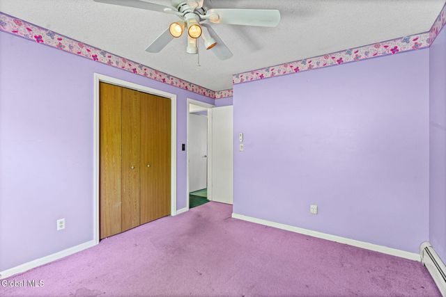 17 Huntington Parkway, Clifton Park, NY 12019