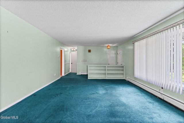 17 Huntington Parkway, Clifton Park, NY 12019