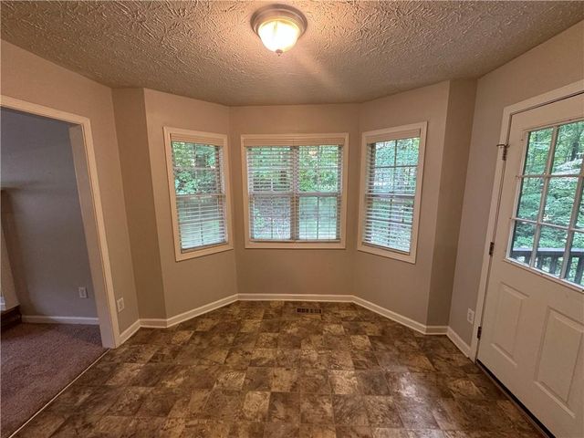 194 Spring Leaf Drive, Dallas, GA 30157
