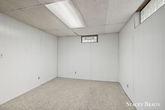 2165 SE Shawnee Drive, Grand Rapids, MI 49506