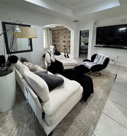 18161 SW 142nd Pl, Miami, FL 33177