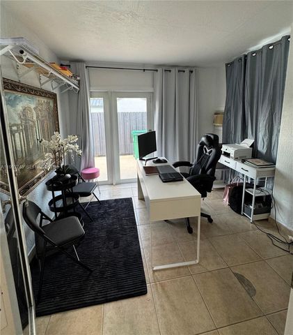 18161 SW 142nd Pl, Miami, FL 33177